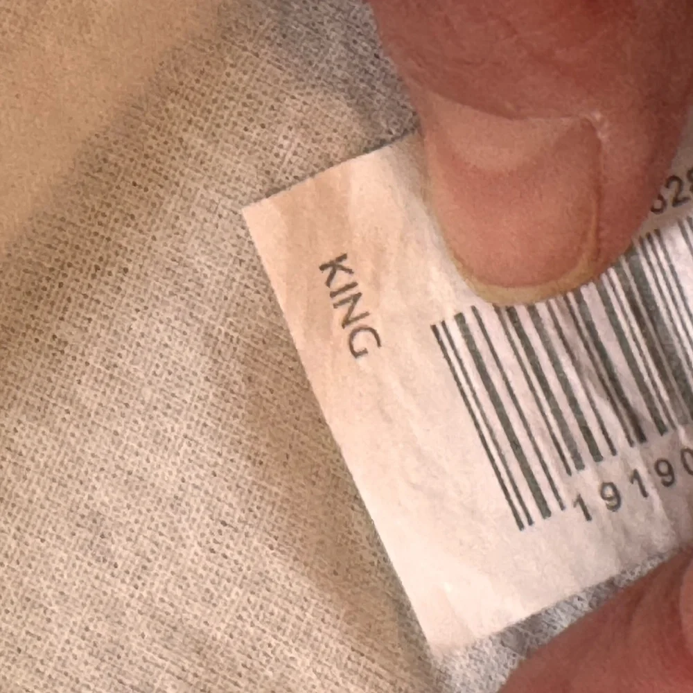 SINGLE Hearth & Hand Microstripe King Sham